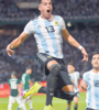 Ramiro Funes Mori grita con el alma el primer gol de Argentina, que venció 2-0 a México.