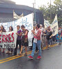 En las escuelas afectadas hubo ayer diversas movilizaciones y protestas espontáneas.