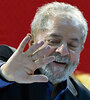 “Estamos presenciando retrocesos en el mundo y de manera mucho más grave en mi país”, dijo Lula en una carta leída en Sudáfrica.