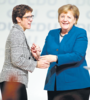 Annegret Kramp-Karrenbauer con la canciller alemana Angela Merkel. (Fuente: AFP)