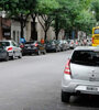 Estacionamiento en ambas manos, por las fiestas.