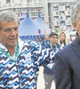 El secretario de Deportes, Diógenes de Urquiza Anchorena, junto a Mauricio Macri.