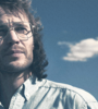 Taylor Kitsch en el papel de David Koresh, en la serie emitida por el canal Paramount.