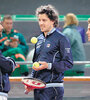 Gustavo Marcaccio junto con el capitán Gastón Gaudio y Diego Schwartzman. (Fuente: Sergio Llamera / Prensa AAT)