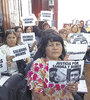 Los docentes recordaron a los maestros fallecidos el año pasado a raíz de un escape de gas en una escuela. (Fuente: NA)