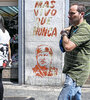 La imagen de Chávez, presente en las calles de Caracas a horas de la gran marcha. (Fuente: AFP)