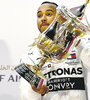 Hamilton (Mercedes) festejó en Bahrein.