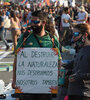 Les jóvenes fueron protagonistas de protesta, como también los carteles hechos a mano (Fuente: Sebastián Granata)