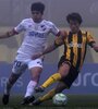 Nacional, rival de Racing, empató 1-1 con Peñarol en el clásico que marcó el regreso del fútbol uruguayo. (Fuente: AFP)