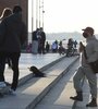 Personal de control de la ciudad ayer en la costa central. (Fuente: Sebastián Granata)