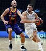 Campazzo ya dejó atrás al griego Calathes y anotará otros dos puntos para el Real Madrid. (Fuente: ACB.COM)