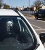 Varios vehículos recibieron impactos de bala. (Fuente: Gentileza Rosario3.com)