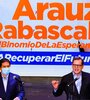 Carlos Rabascall (der.) acompaña en la fómula del frente UNES a Andrés Arauz (izq.) (Fuente: EFE)