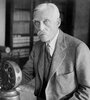 Andrew Mellon, en 1924, bajó el impuesto de los más ricos de Estados Unidos.