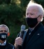 Obama con Biden, en plena recta final para las elecciones del martes. (Fuente: AFP)