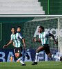 Todo Banfield celebra el golazo de Cuero. (Fuente: NA)