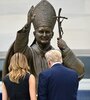 Trump y Melania visitan el Santuario Nacional San Juan Pablo II, de Washington D.C., en junio de 2020. (Fuente: AFP)