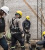 "El que urbaniza viene con un proyecto y lo aplica al barrio, pero nosotros decimos que hay que hacer integración, porque el barrio decide" dice a PáginaI12 Gastón Reyes, coordinador de obra que se realiza en el barrio Bicentenario.