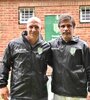 Hugo Donato, responsable del fútbol juvenil de Banfield, junto a Archu Sanguinetti. (Fuente: Prensa Banfield)