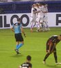 Todo Vélez festeja el gol de Lucero. (Fuente: Prensa Vélez)