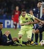 Messi tiene varios cruces históricos ante el PSG por la Champions. Jugaron tres series y ganó las tres. (Fuente: EFE)