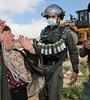 Las fuerzas israelíes se disponen a demoler una casa en Hebrón, Cisjordania. (Fuente: AFP)