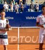 Peque Schwartzman y Fran Cerúndolo durante la premiación del Argentina Open. (Fuente: Prensa Argentina Open)