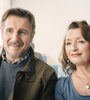 Liam Neeson y Lesley Manville le ponen el cuerpo a una película que gracias a ellos sortea los golpes bajos. 