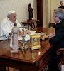 El Pontífice y Alberto Fernández, en su última visita al Vaticano.  (Fuente: AFP)