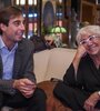 Valerio Ruiz y Lina Wertmüller,  hicieron Detrás de los anteojos blancos.  