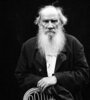 "Quien conoce su aldea conoce el universo”, escribió Tolstoi.