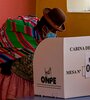  Una mujer aymara vota en Plateria, departamento de Puno. (Fuente: EFE)