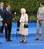 La reina Isabel (centro) recibe a jefes de estado del G7 en Gran Bretaña. (Fuente: AFP)