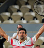 La emoción de Djokovic después de dar el gran golpe ante el Rey del Polvo (Fuente: AFP)