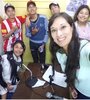 Estudiantes en la radio comunitaria "FM Raco” de la localidad tucumana de Raco. Foto gentileza Escuela Gaspar de Medina. 
