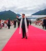 Xi Jinping fue recibido con un baile folklórico al llegar al Tíbet. Foto 2:  El líder chino inspecciona la plaza del Palacio de Potala en Lhasa. (Xinhua) (Fuente: Xinhua)