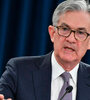 Jerome Powell, titular de la Reserva Federal (banca central estadounidense), está bajo presión de quienes promueven la suba de la tasa de interés para enfrentar los peligros de una inflación elevada. (Fuente: AFP)