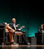 De izquierda a derecha: Mario Santucho, el ministro de economía Martín Guzmán y Luci Cavallero. (Fuente: Miguel Varela Pose)