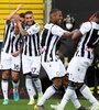 Los jugadores de Udinese a puro festejo (Fuente: EFE)