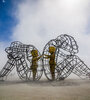 La escultura Love, presentada por Alexander Milov en el Festival Burning Man de 2015, en Nevada, Estados Unidos. 