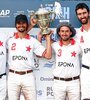 Chapaleufú levanta la Copa de campeón (Fuente: Matías Callejo/Prensa AAP)