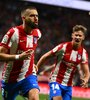 Carrasco ya marcó el penal que le dio la victoria al Aleti en el derbi madrileño (Fuente: AFP)