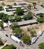 Una fotografía tomada por un dron muestra la escena posterior al tiroteo masivo en la Escuela Primaria Robb en Uvalde, Texas. (Fuente: EFE)