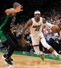 Jimmy Butler lideró a Miami para evitar la eliminación ante Boston (Fuente: AFP)