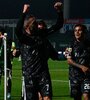 El festejo de Lisandro López para la victoria de Sarmiento (Fuente: Prensa Sarmiento)