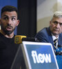 Tevez junto a Carloni en la conferencia de prensa en el estadio. (Fuente: Andres Macera)