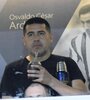 Riquelme con su mate durante un partido.