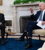 López Obrador y Biden en el Salón Oval de la Casa Blanca.  (Fuente: AFP)