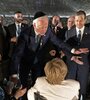 Biden habla con sobrevivientes del Holocausto en Jerusalem. (Fuente: AFP)