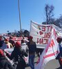 Organizaciones sociales marcharon el miércoles en Jujuy contra la criminalización de la protesta.